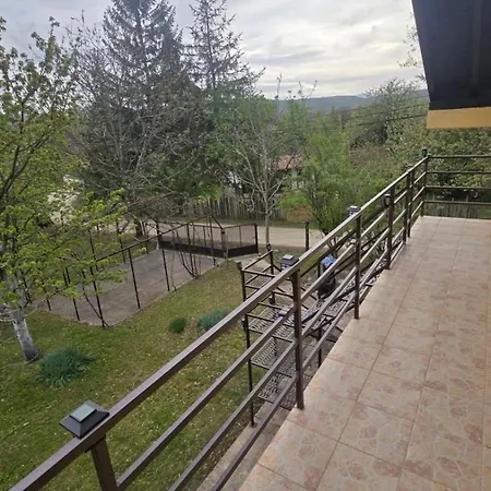 Vikendica, Stan Na Dan *